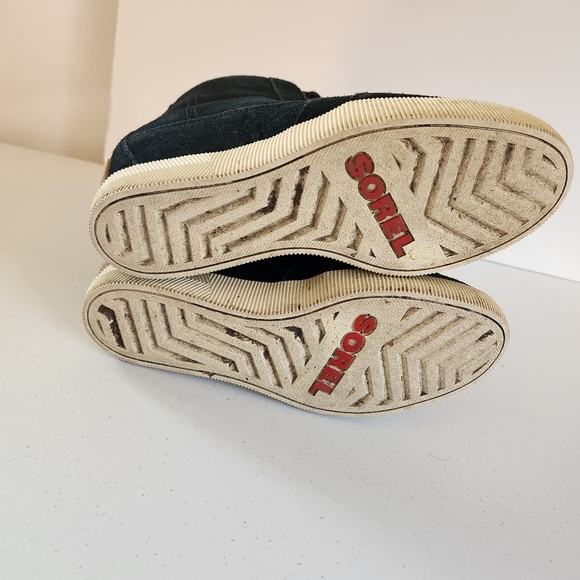 Sorel Black Suede Wedge Heel Boots Booties Size 9.5 Waterproof - Picture 7 of 7